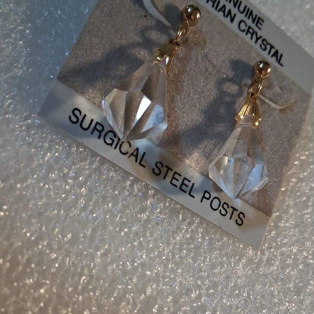 Genuine Austrain Crystal Dangle Earrings . - Picture 3 of 5
